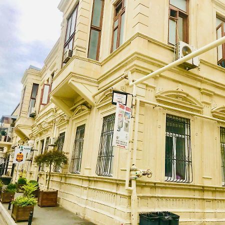 The Punjab Residency Hostel Baku Bagian luar foto